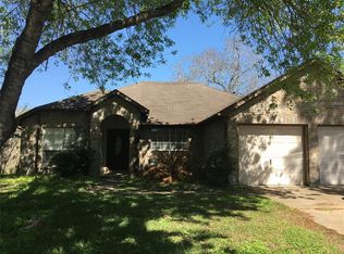 8719 Venture Ln, La Porte, TX 77571
