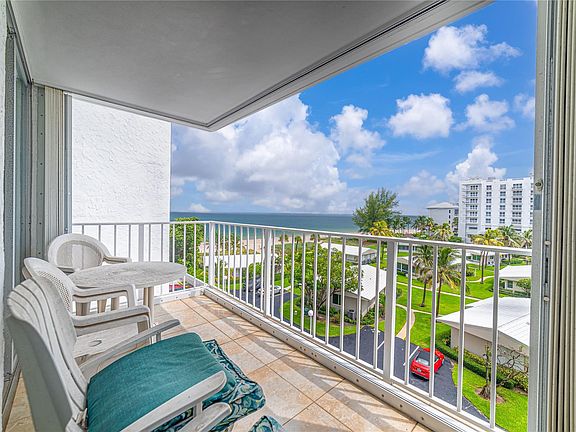 4th image of 1010 S Ocean Boulevard #605