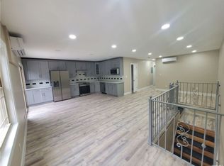 14926 Cross Island Pkwy, Whitestone, NY 11357