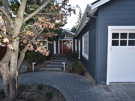 2nd image of 510 San Benito Ave
