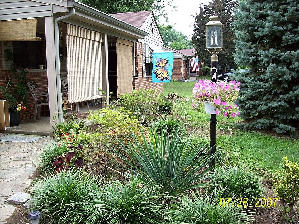 1st image of 2055 Forestlake Dr