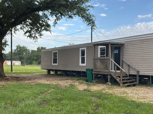 29425 James Chapel Rd N, Albany, LA 70711