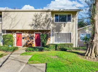 8305 La Riviera Dr, Sacramento, CA 95826
