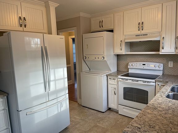 4th image of 315 Cassina Rd