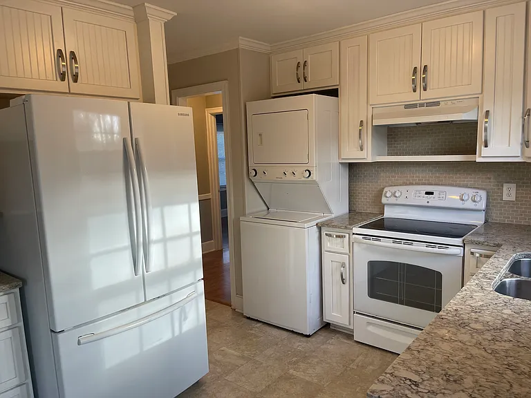 315 Cassina Rd — Photo 4