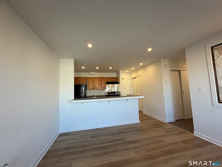 69 Cove Rd #B9 — Photo 6