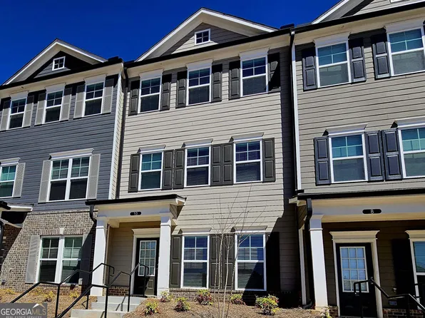 10 Silver Ln, Newnan, GA 30265