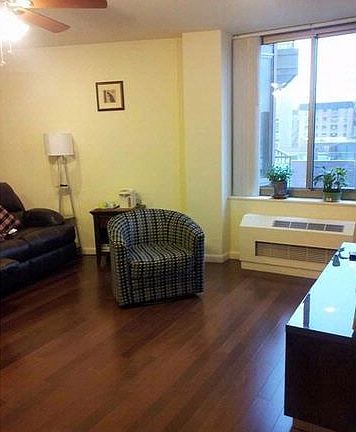 4th image of 3132 Union St