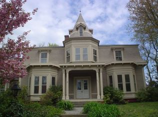 27 Church St, West Dennis, MA 02670