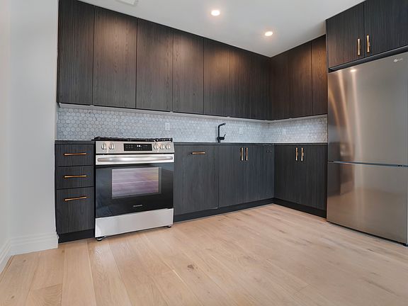 3rd image of 875 4th Ave #207