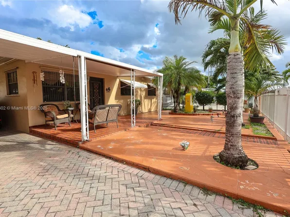 2541 W 10th Ave, Hialeah, FL 33010