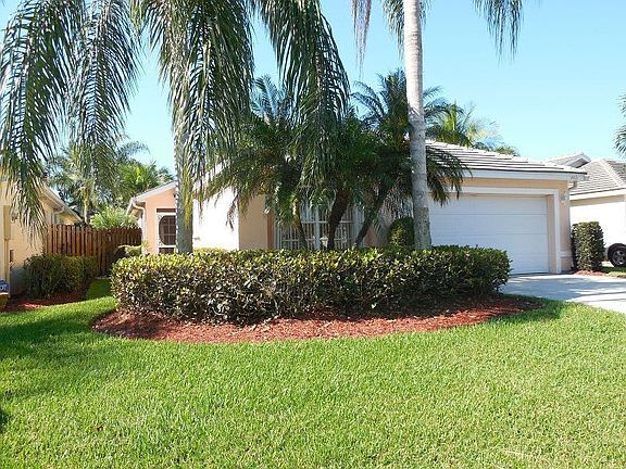 2nd image of 3463 SW Pindo Palm Ln