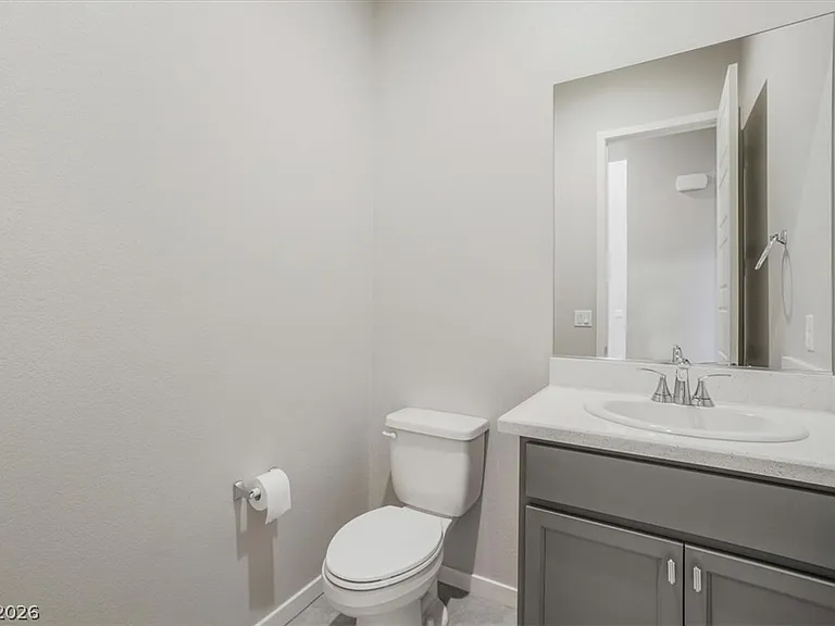 32 Vista Outlook St — Photo 30