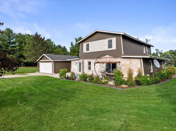 W347 Pine DRIVE, Palmyra, WI 53156