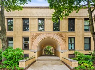 129 Francisco Ter, Oak Park, IL 60302