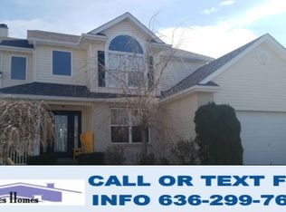 16 Lord Edward Ct, O'Fallon, MO 63366