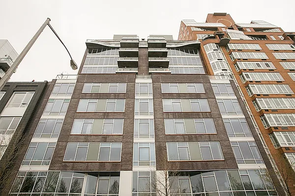 Sold by MNS | media 19