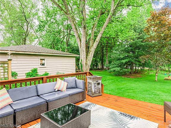 4th image of 38 Cambrian Dr