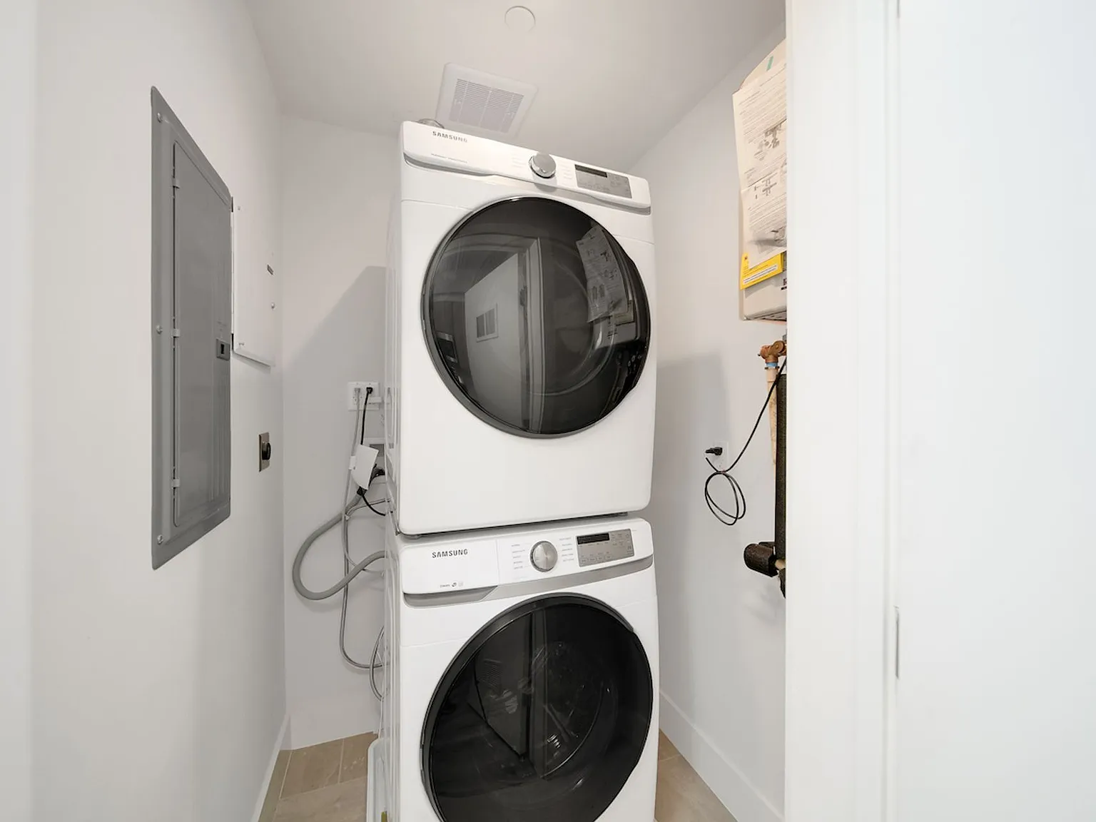 5456 Barton Property LLC — Photo 4