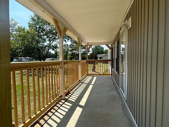 4th image of 1590 Bar Zee Dr