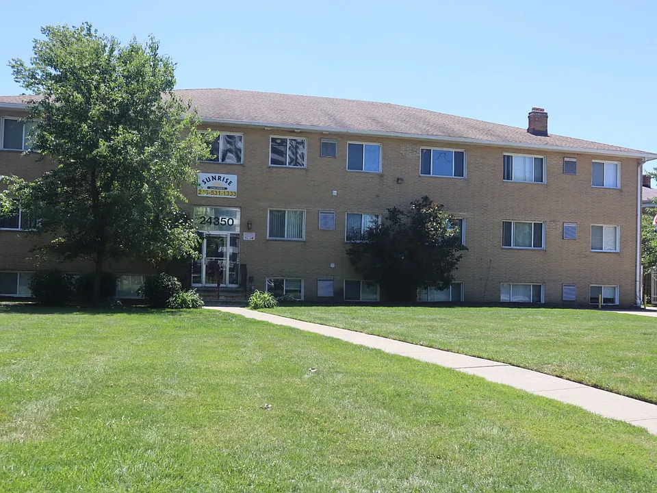 Sunrise Apartments
