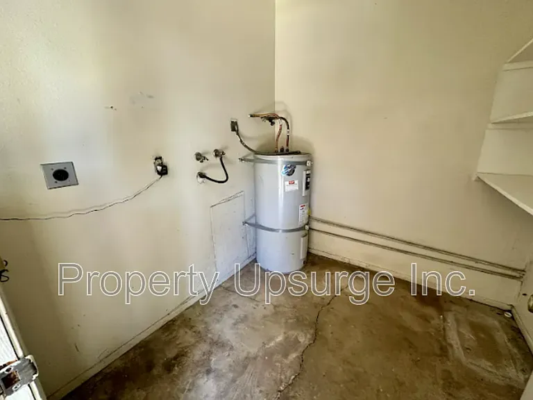 1063 Del Sol Pl #B — Photo 18