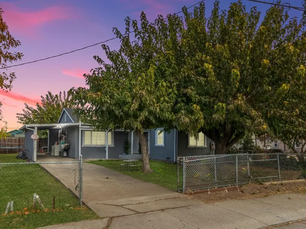 817 W 3rd St, Stockton, CA 95206