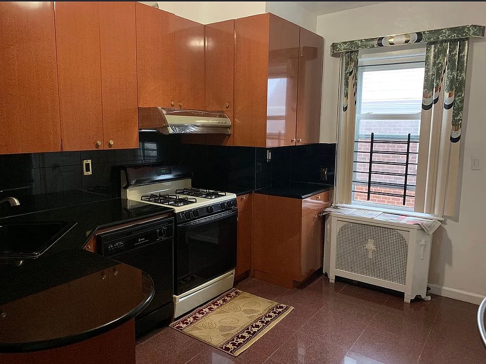 1st image of 8343 259th St