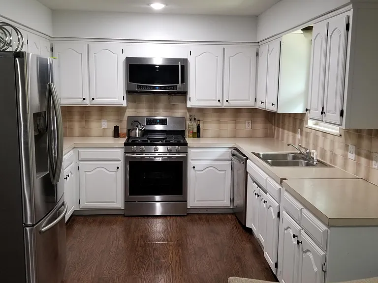 2741 E Ferguson Ave — Photo 4