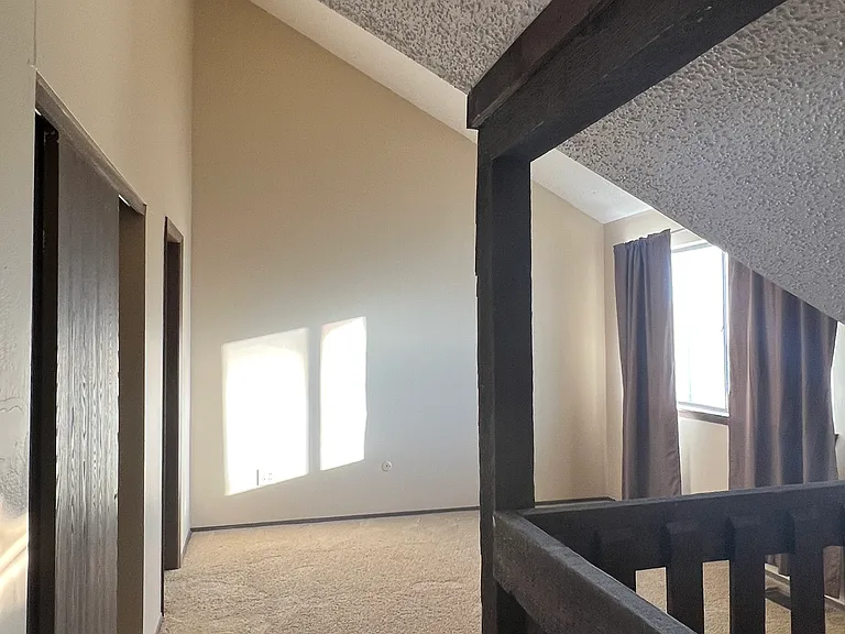 2221 N Bramblewood St #202 — Photo 14