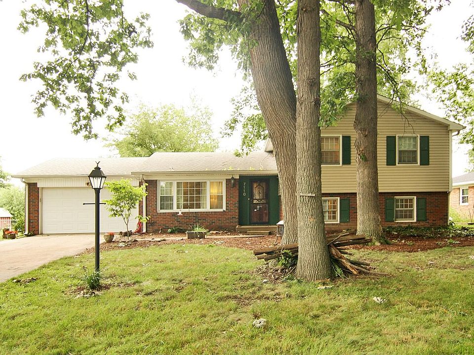 1st image of 7110 Castle Manor Dr