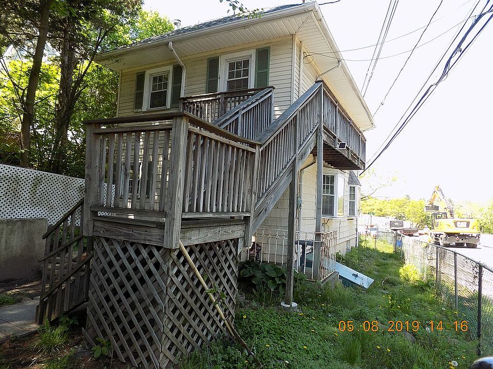 1st image of 110 Hillside Ave