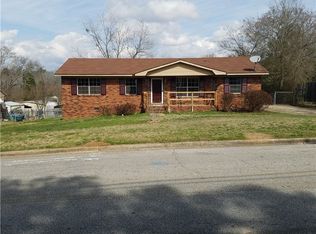 1610 8th Pl S, Phenix City, AL 36869