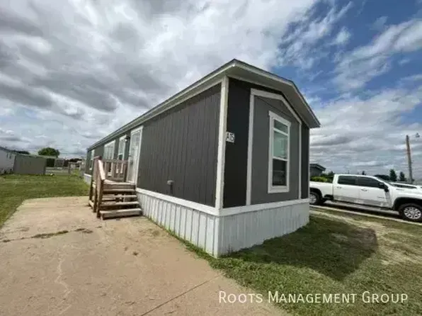1010 Reservation Rd #A-15, Hays, KS 67601