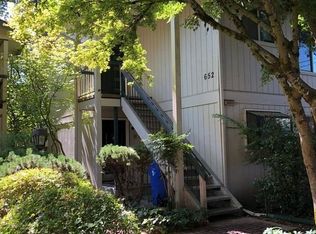 652 Cherry Dr APT 2, Eugene, OR 97401