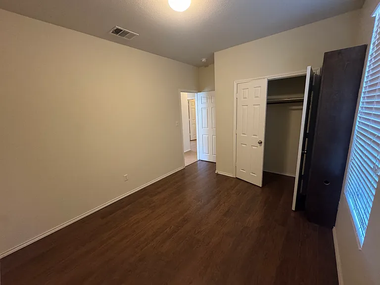 4617 Cleto St — Photo 14