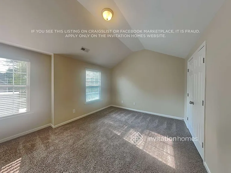 5321 Heather Ridge Ln — Photo 13