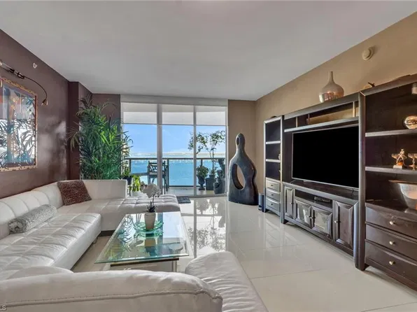 3000 Oasis Grand BLVD #2105, FORT MYERS, FL 33916