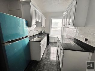 1720 11th Ave APT 1, Brooklyn, NY 11218