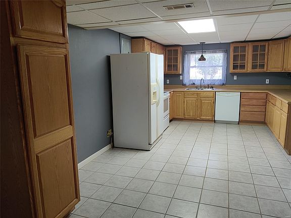 4th image of 535 Keeney Dr
