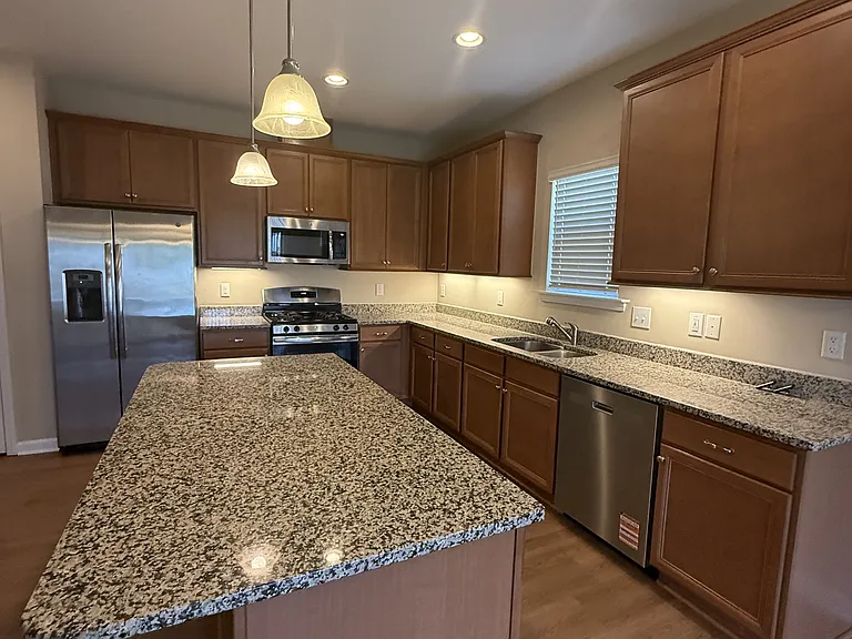 222 Skyway Dr — Photo 5