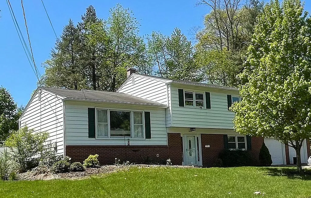 11 Clementon Way photo 1