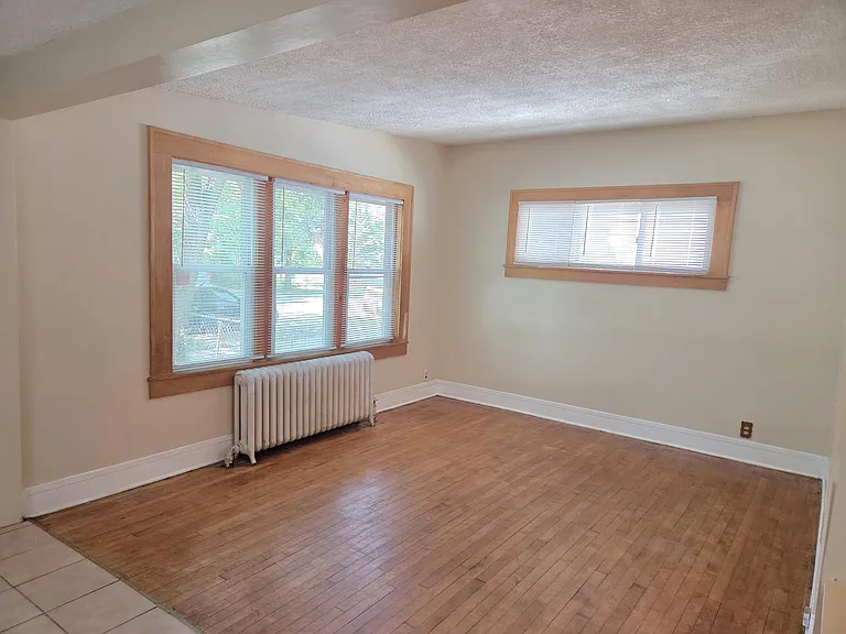 3412 Girard Ave N — Photo 5