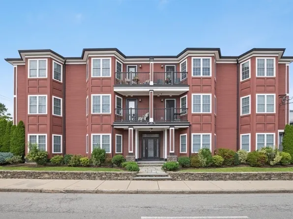 32 Common St #3-4, Waltham, MA 02451