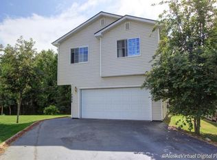 2930 Red Currant Cir, Anchorage, AK 99507
