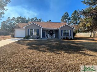 158 Knotty Pine Cir, Springfield, GA 31329