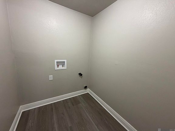 5th image of 1635 Outrigger Dr