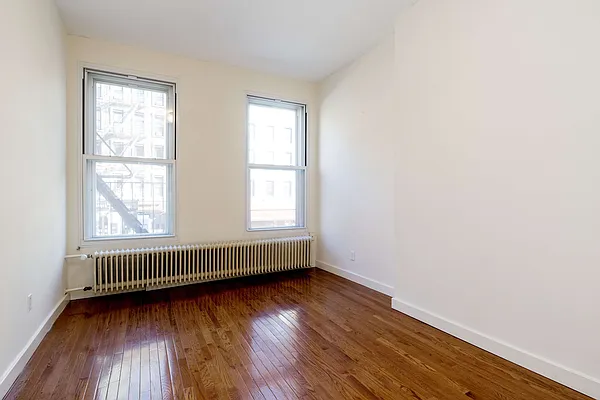 Rented by Compass | media 14