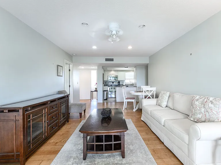 1080 Bal Harbor Blvd #3C — Photo 8