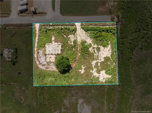 122 Magnolia St, Cameron, LA 70631